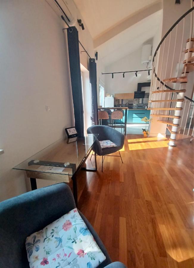 Stunning New Apartment In Centre Of 布泽特 外观 照片